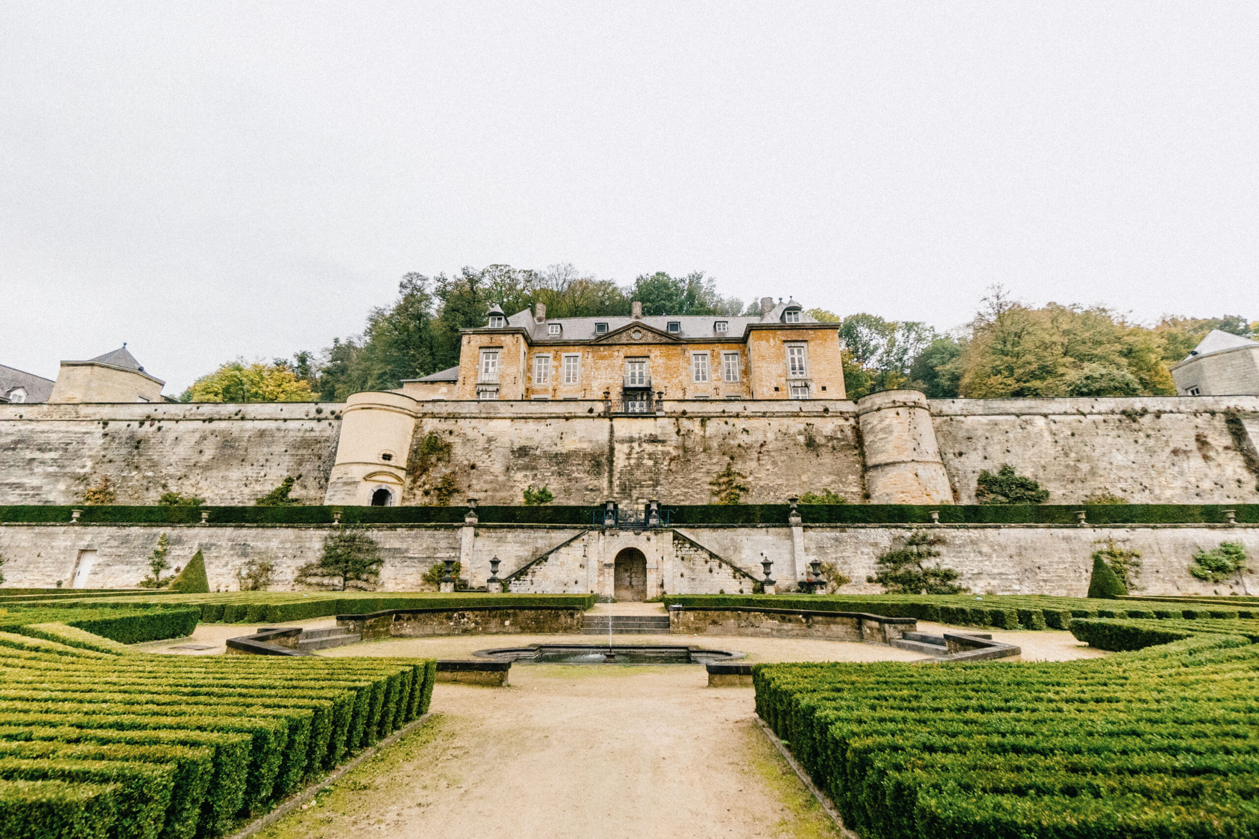 40 years Château Neercanne